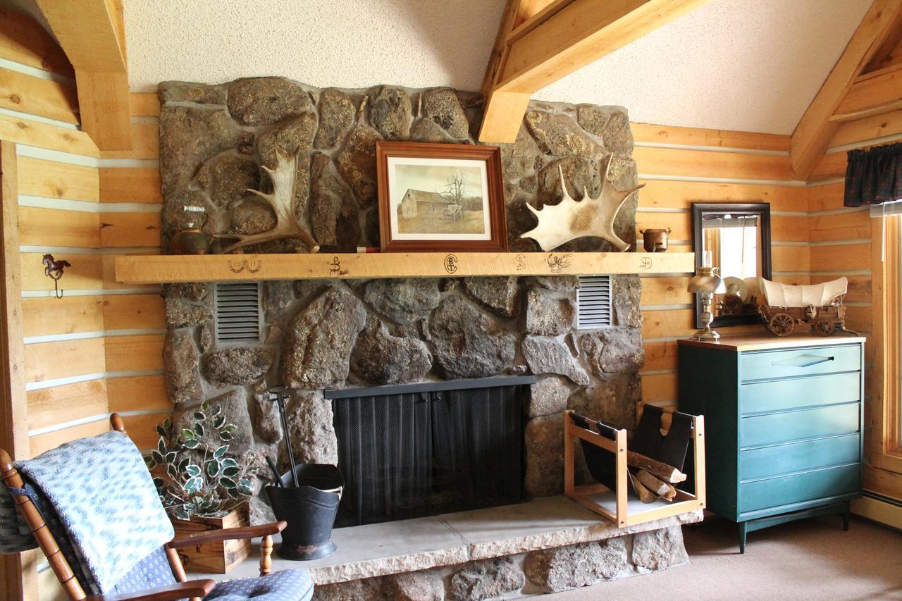 Sundance Trail Ranch Hotel Red Feather Lakes Buitenkant foto